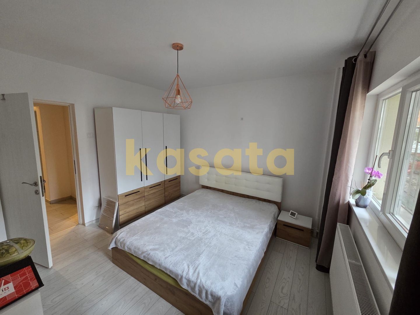 OPORTUNITATE | APARTAMENT 3 CAMERE | CALEA MOSILOR |BLOC 1981 | 2 BAI - Poză 2