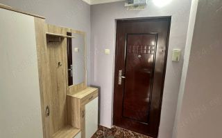 Apartament cu două camere, situat la etajul 2, într-un bloc dotat cu lift! - Poză 2