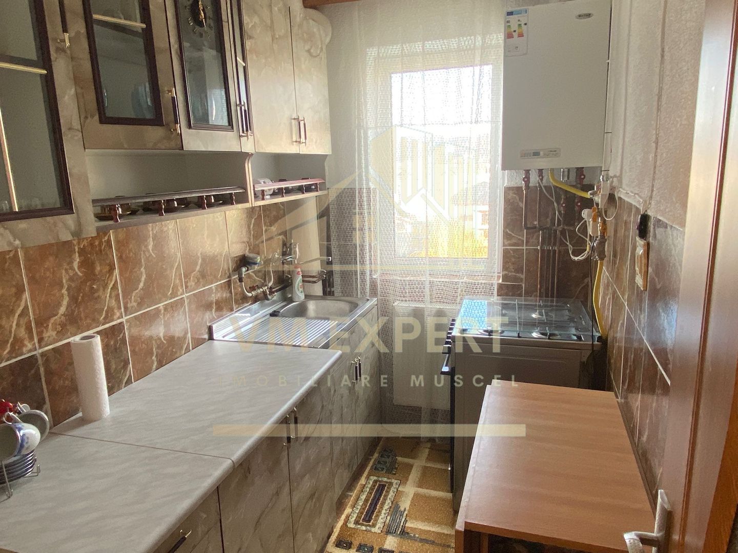 APARTAMENT 2 CAMERE ETAJ 3 VIȘOI CAMPULUNG - Poză 7