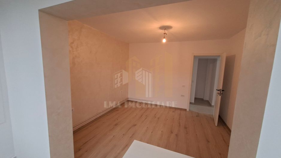 Apartament 2 camere decomandat Tractorul Brasov - Poză 11