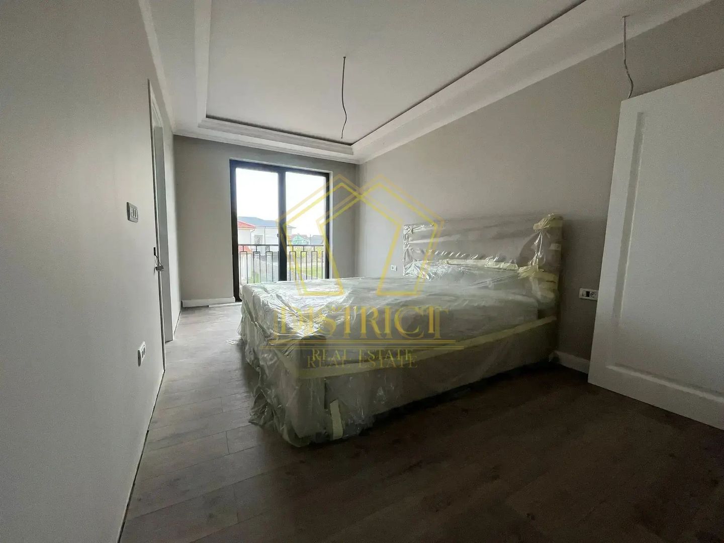 Duplex cu finisaje premium, perete dublu | 5 camere | Mosnita - Poză 6