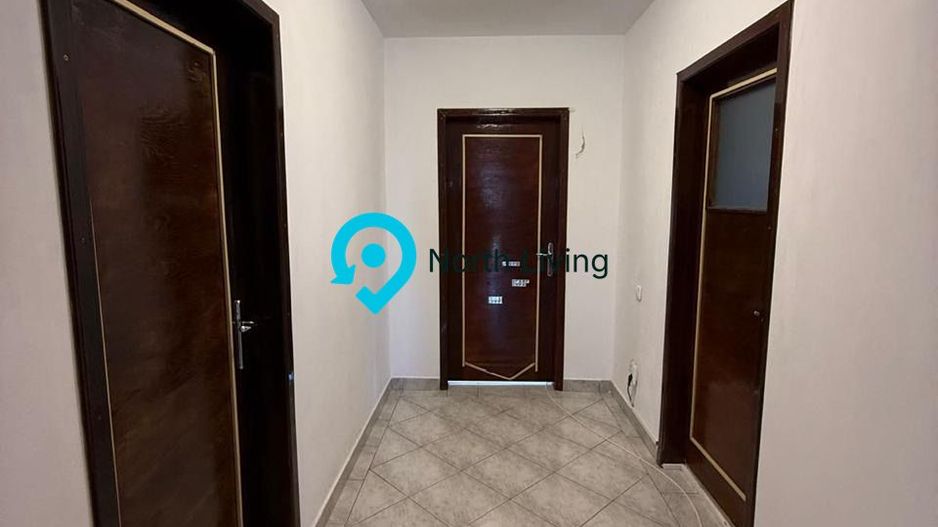 Casă spațioasă de vânzare - Braneşti - Poză 7