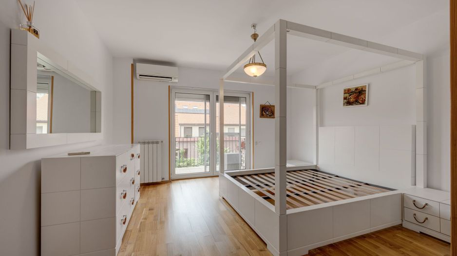 Apartament 3 camere Pipera Scoala Americana - Poză 1