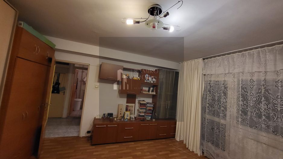 Garsoniera zona Piata Sudului/1983 xy - Poză 4