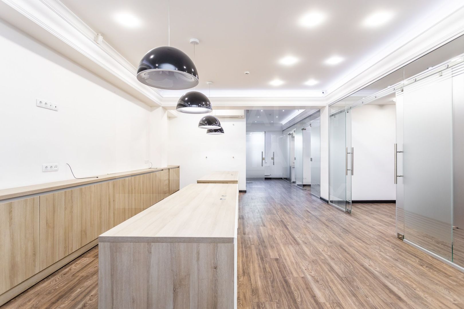 Chirie, oficiu, 116 mp, str. București, Centru - Poză 6
