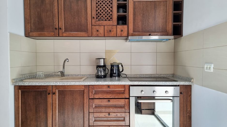 Apartament 3 camere – mobilat complet, vedere superbă,  Centrul Istori - Poză 11