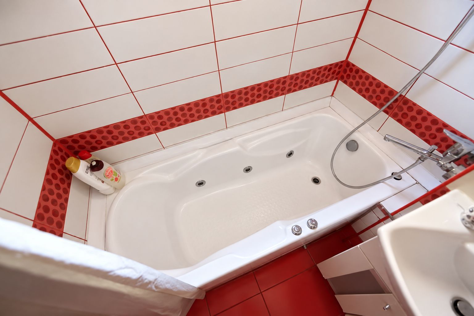 Complex Studențesc | 2 Camere | Etaj 1 | Centrală proprie | AC | Boxă - Poză 16