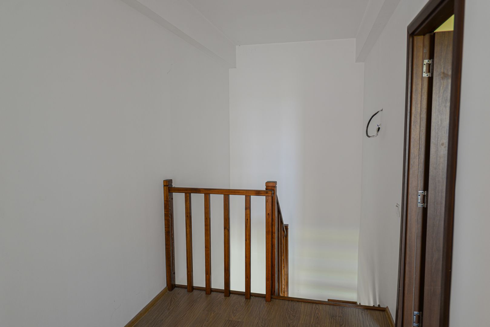 De vanzare casa+garaj/hala, teren 580mp, ideala pentru business - Poză 10