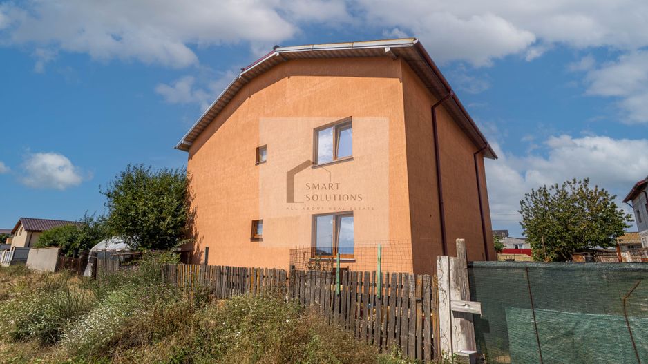 Casă cu teren de 1.000 mp în Costinești – spațiu, libertate, potențial - Poză 4