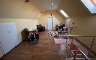 Duplex spațios cu garaj - Poză 5