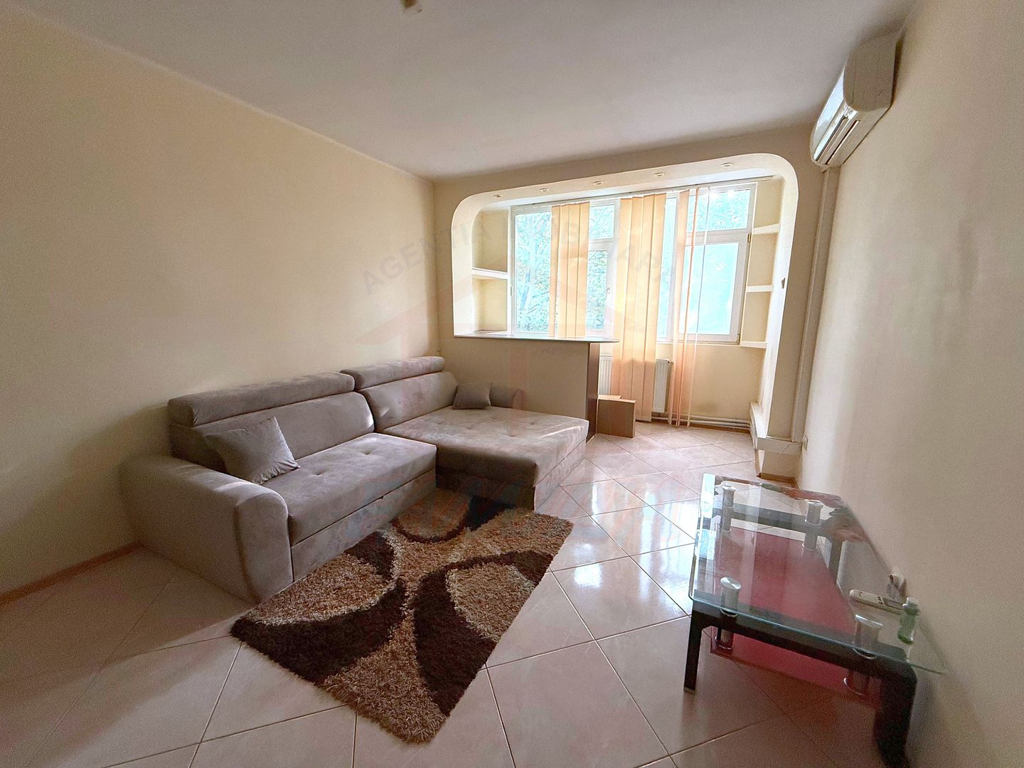 🏢 Apartament 3 camere în Centru | 57 mp | 450 €/lună - Poză 1