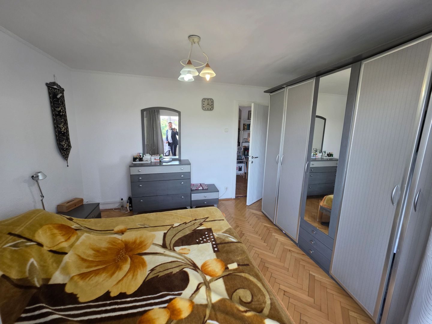 Vand apartament cu 4 camere aproape de centru - Poză 13
