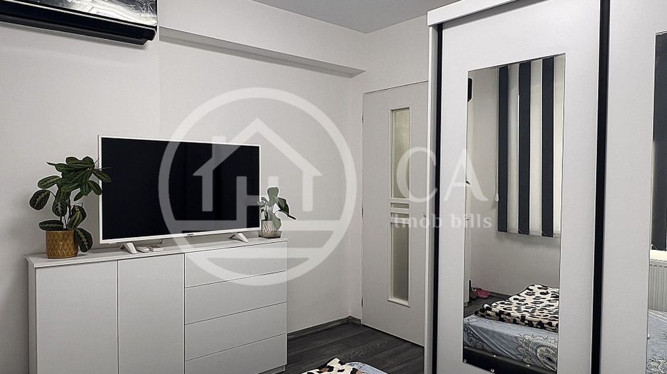 Apartament cu 2 camere de vanzare Rogerius Oradea - Poză 10