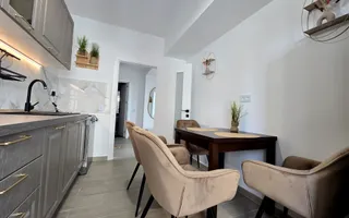 Copou- 3 camere 2 bai- decomandat- modern- parcare acoperita - Poză 13