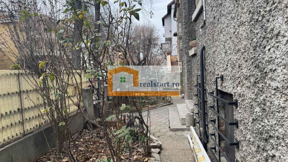 Primaverii, 120mpu tot, Apartament - Hoch Parter in Vila si curte, (D+P+1E+Pod) - Poză 3