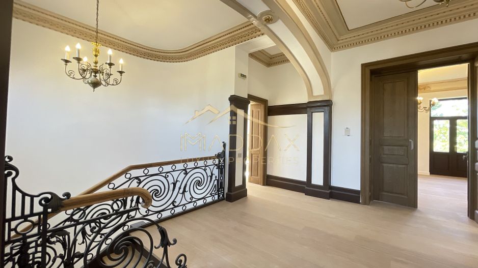 Masterpiece Heritage Villa***18 rooms//DOWNTOWN BUCHAREST - Poză 3