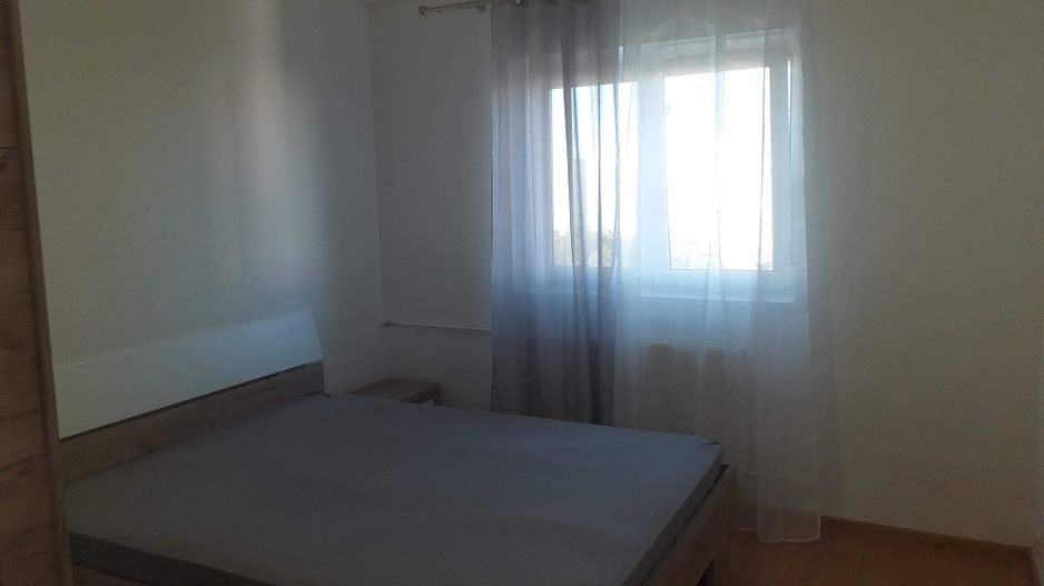 2 camere decomandat renovat complet, 5 minute metrou Costin Georgian - Poză 3