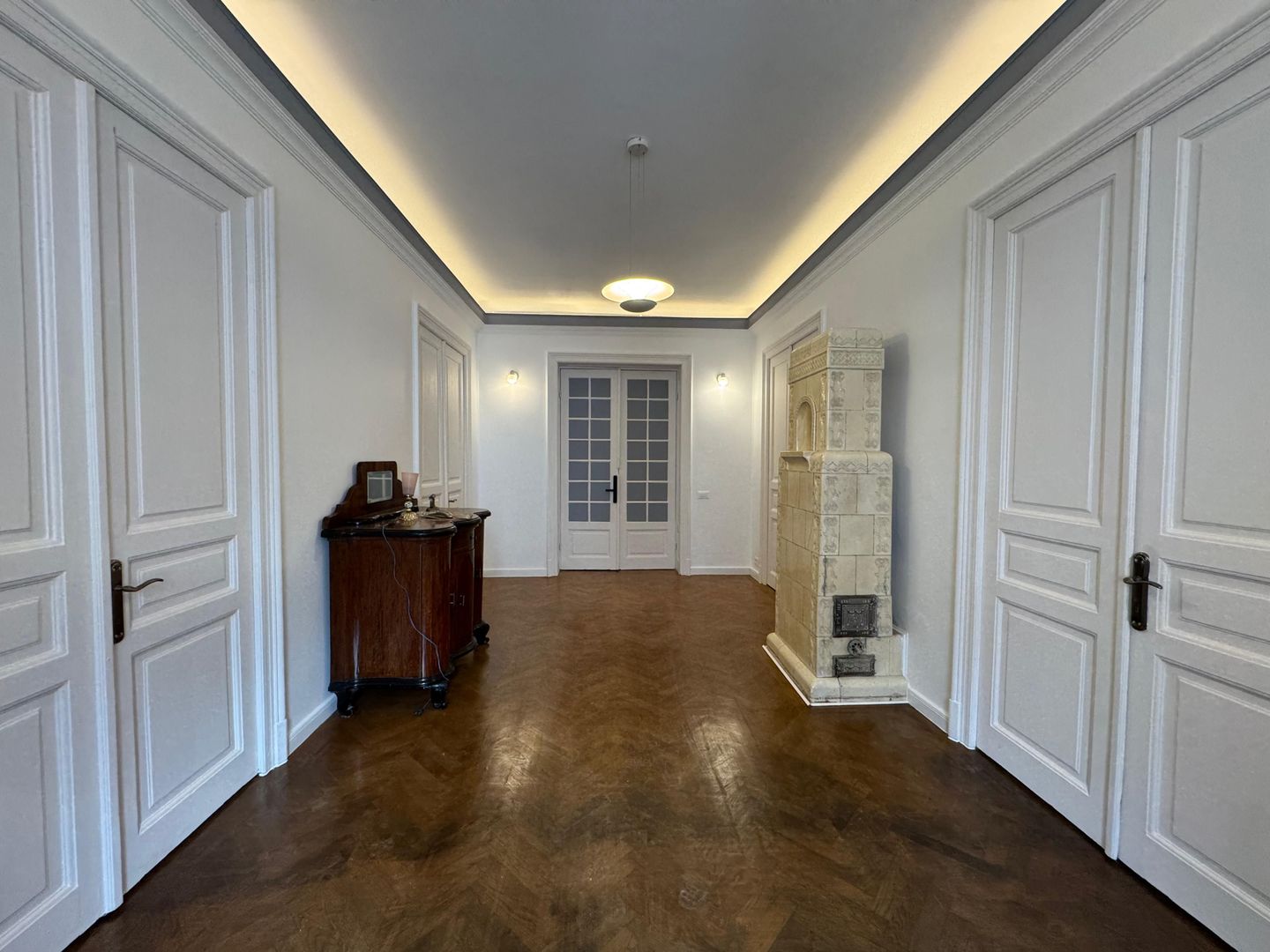 Etaj intreg, 5 camere in VILA INTERBELICA 180 mp, renovat - Poză 10