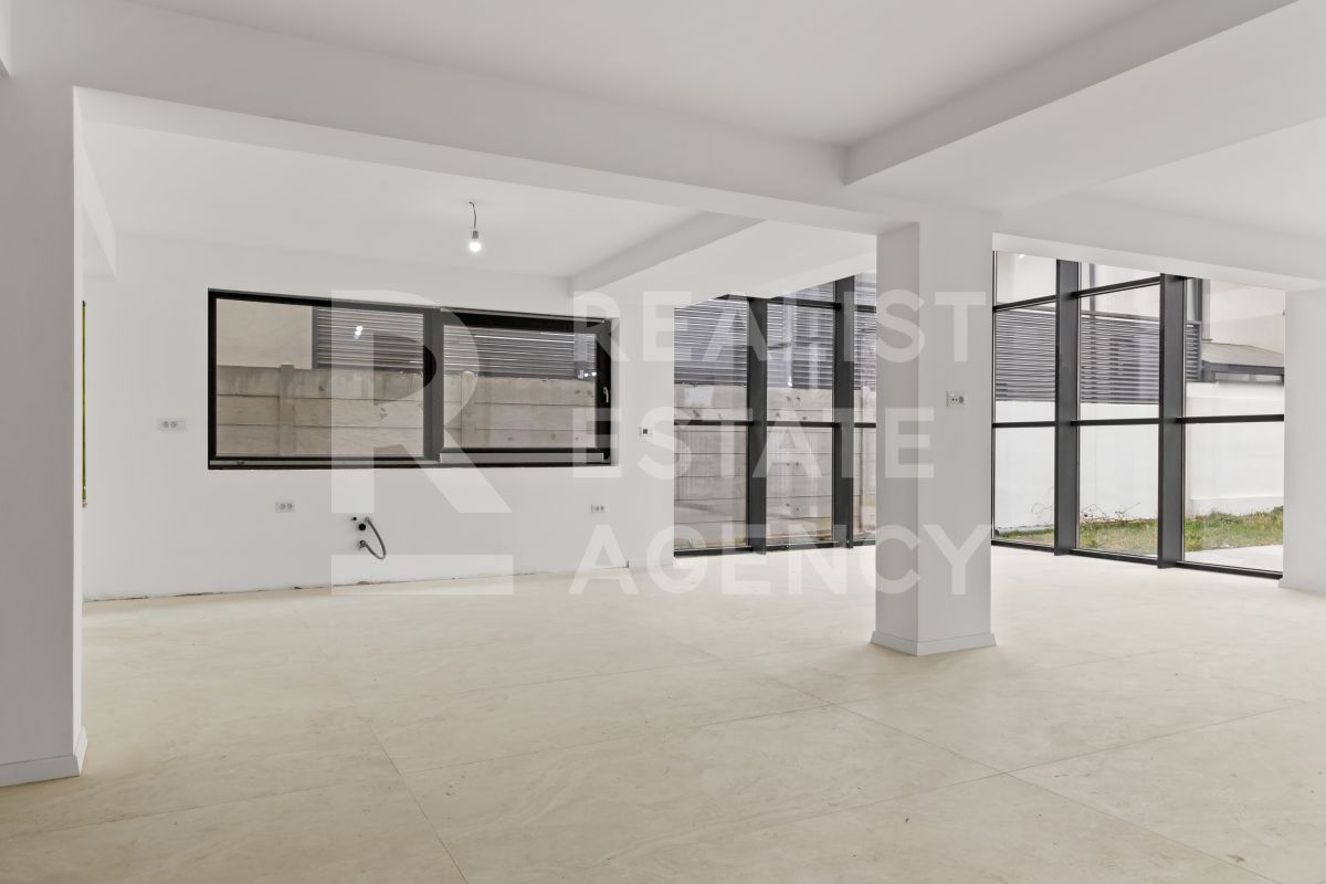 Casă nouă, spațioasă și elegantă, 7 camere, Lângă Pădurea Crețuleasca - Poză 14