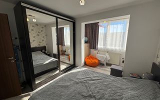 Apartament cu 3 camere, 70 mp, decomandat, Zona Diamant - Poză 5