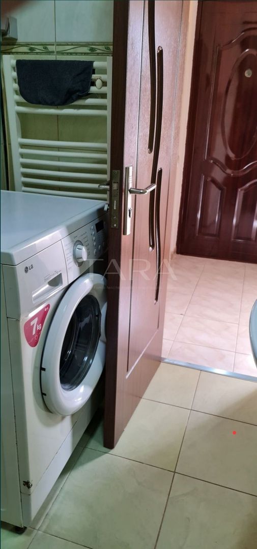Apartament 1 cameră, parcare individuală și curte închisă. - Poză 4