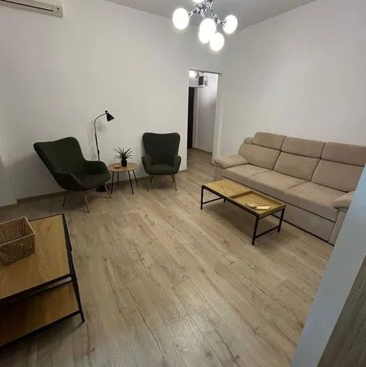 APARTAMENT LUX METROU ZONA PIATA ROMANA - Poză 2