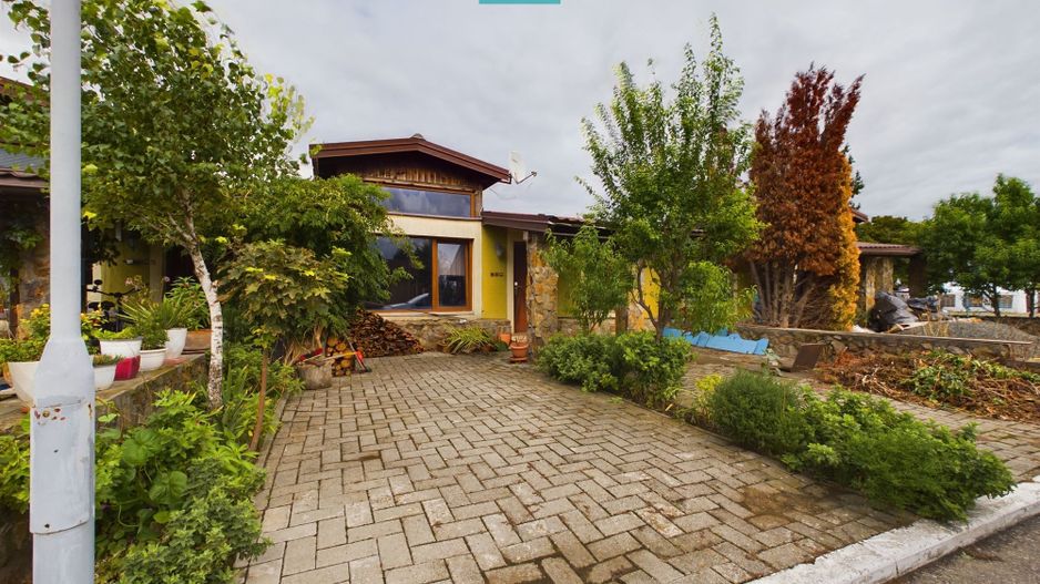 Casă 3 camere, Cartierul Verde - Poză 2