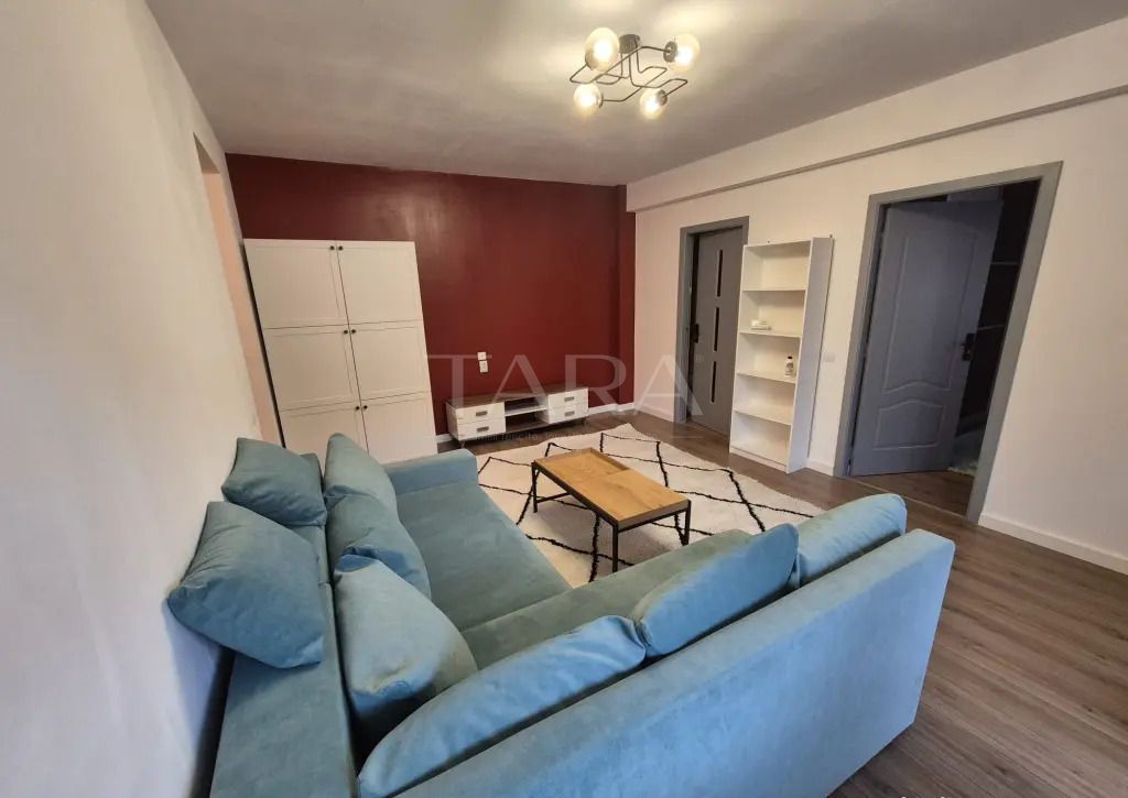 Apartament cu 3 camere, balcon și parcare – zona Panemar, Florești. - Poză 2