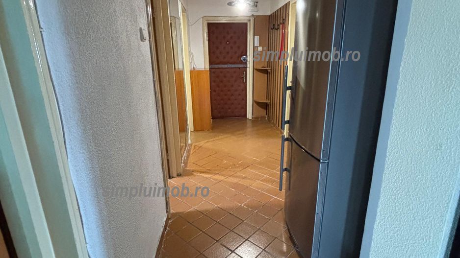 Unirii Decebal 3 camere decomandat 80 mp - Poză 12
