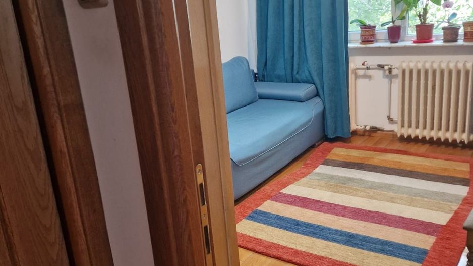 De vanzare apartament 4 camere - zona Gorjului - Poză 7