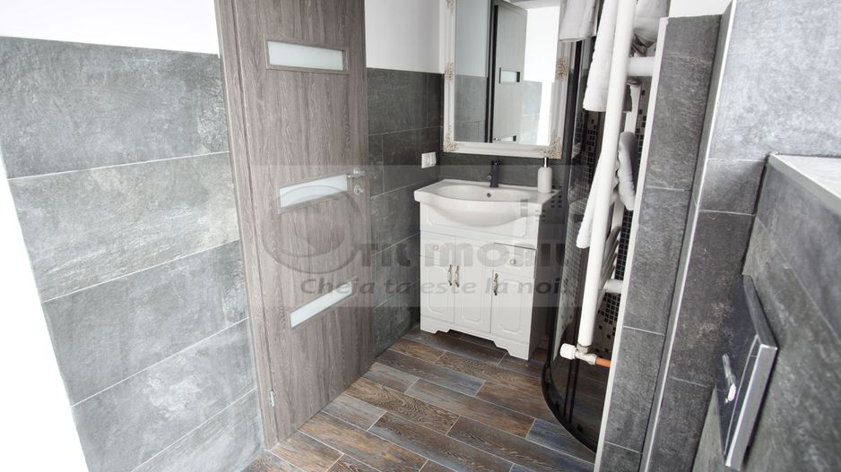 2 CAM PIATA UNIRII, TEATRU, PALAS, UMF, ULTRACENTRAL 199000+tva 9 - Poză 8