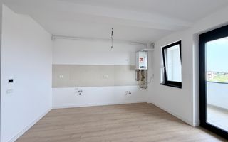 APARTAMENT CU TERASA - Poză 2