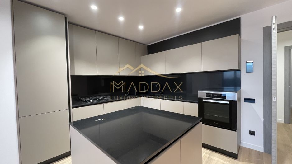 **APARTAMENT ELEGANT** FLOREASCA **CU VEDERE SPECTACULOASA CATRE LAC - Poză 6