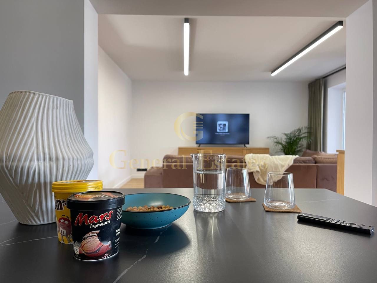 Casă cu design modern & suflet autentic – 200 m² de confort și rafinam - Poză 16