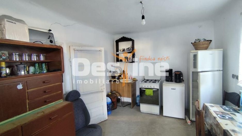 Casa Batraneasca cu 1410 mp teren, Cocorastii MIslii. - Poză 5