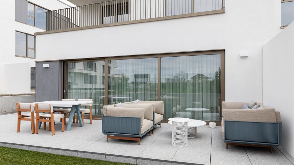 VILA 5 CMERE | LANGA LACUL BANEASA - Poză 2