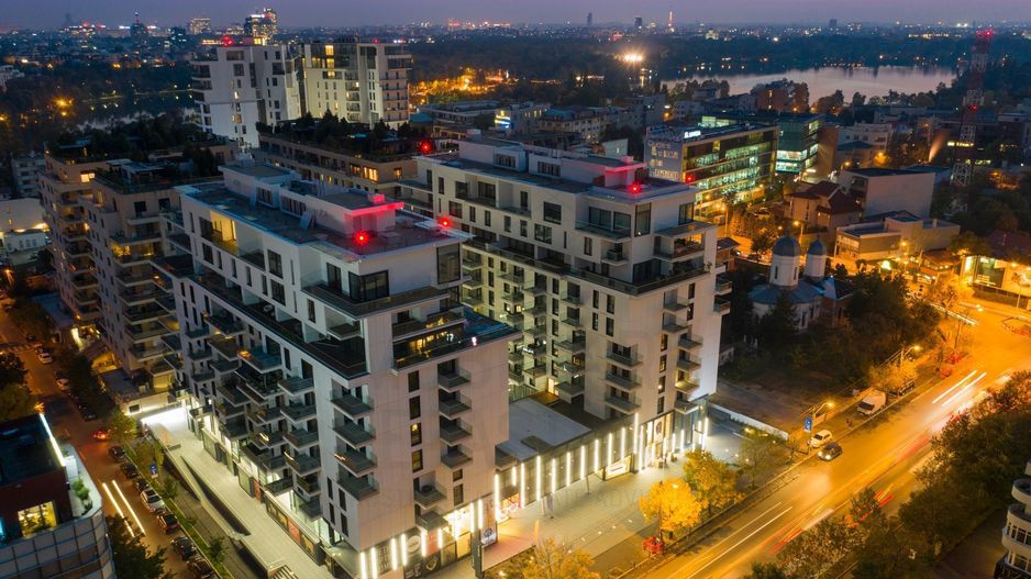 One Plaza| 2 Camere + Loc de parcare Subteran | Caramfil | Herastrau | - Poză 1