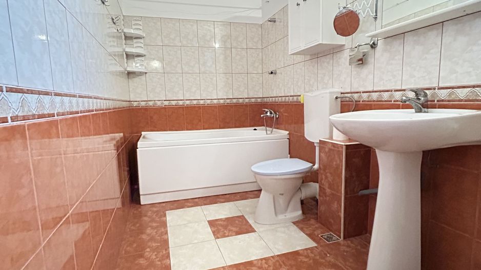 Casa P+1 BCA 4 camere Cartier KM5 strada Fantanele - toate utilitatile - Poză 12