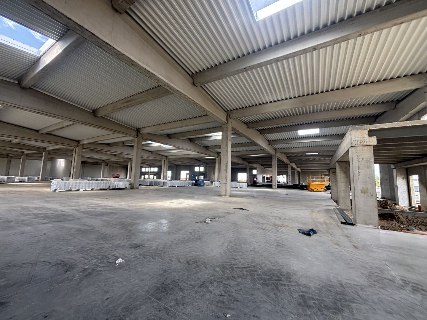 Spatiu de productie si depozitare 885 mp - Poză 11
