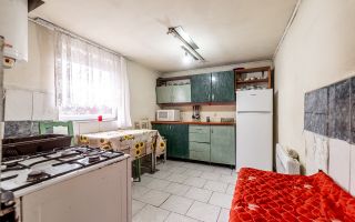 De vânzare Casă cu Grădină Generoasă in Dorobanți - Poză 7