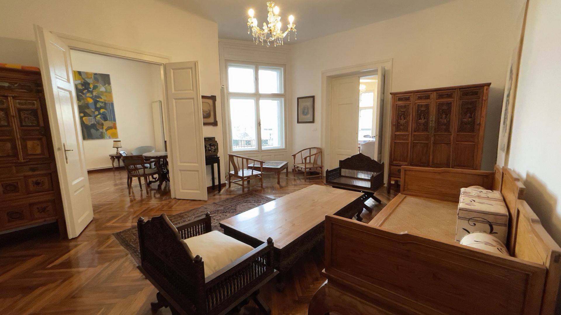 Apartament 5 camere , cladire istorica , renovat complet. - Poză 7