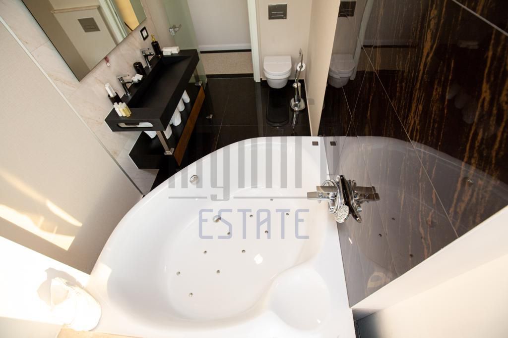 Apartament in prima linie cu vedere la mare, Mamaia. - Poză 4