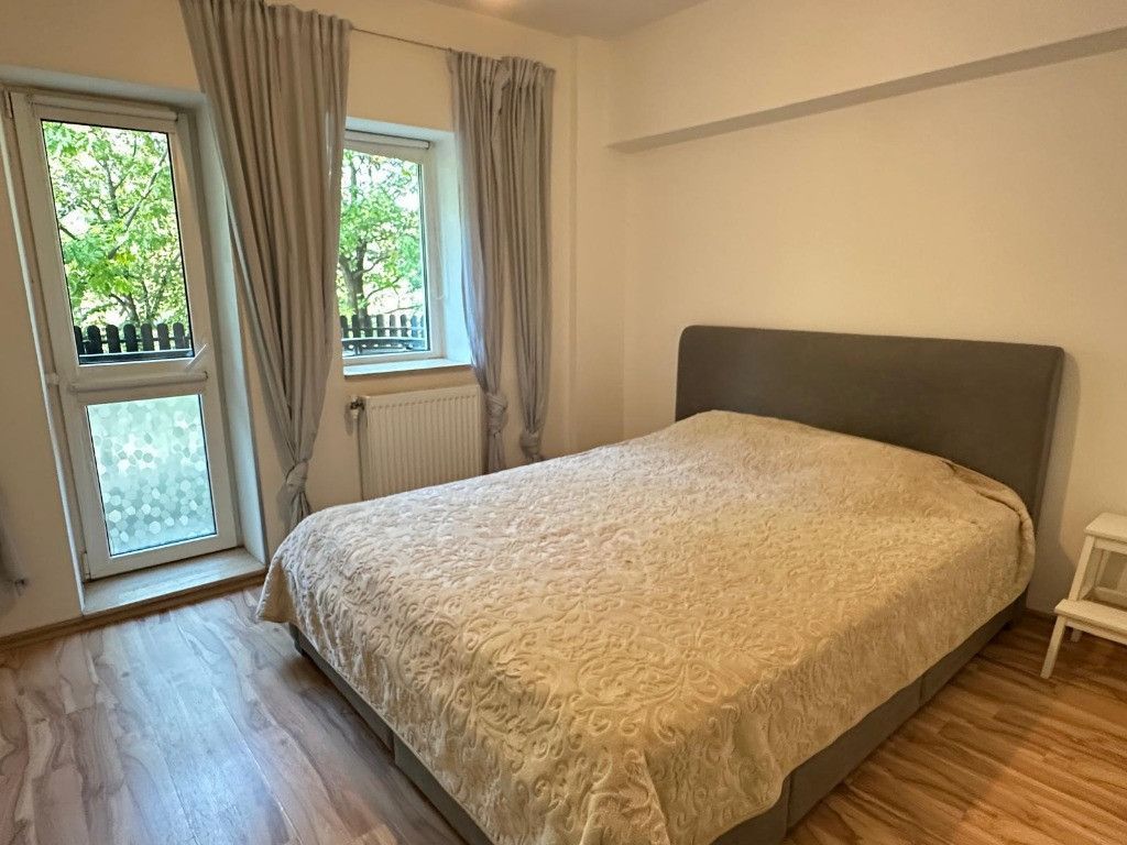 Apartament 3 camere de închiriat - Poză 4