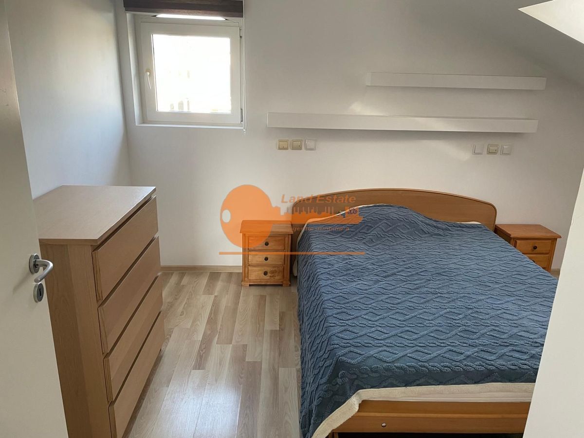 Apartament 2 camere | Mansardă | Parcare | Damaroaia - Poză 9