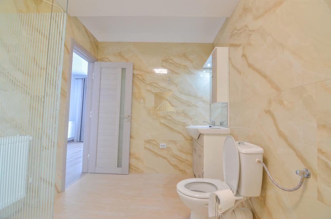 Casa noua tip duplex, 2 dormitoare cu 2 bai, curte, Sacele, PETFRIENDL - Poză 19