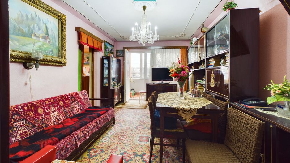 Apartament cu 3 camere în Podgoria - Poză 2