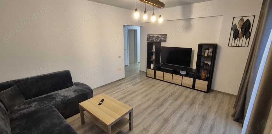 Apartament 2 cam + Curte 160mp ( centrala, parcare ) - Poză 7