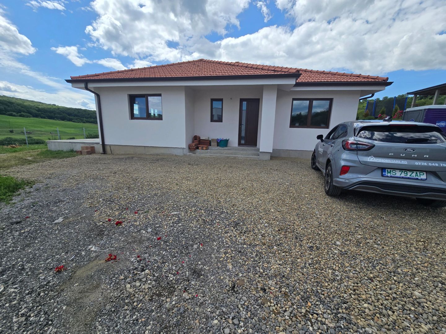 Casa 4 camere,2 băi,127 mp, 618mp teren,  0% comision - Poză 1