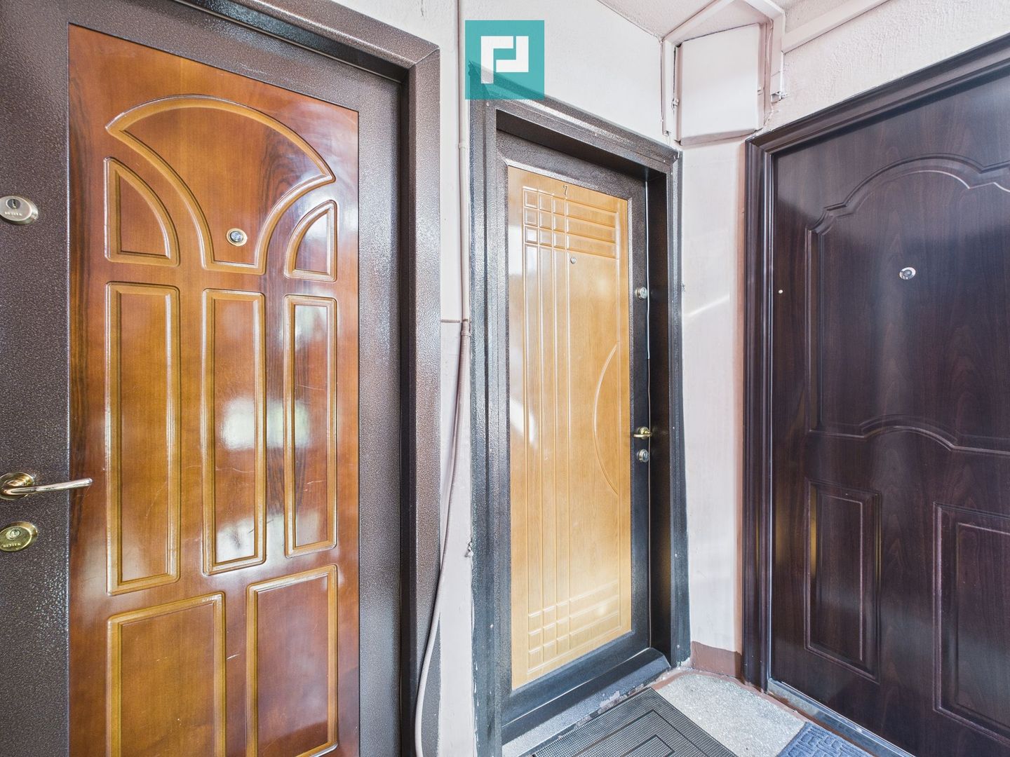 Apartament 3 camere etajul 1 zona Fortuna - Poză 10