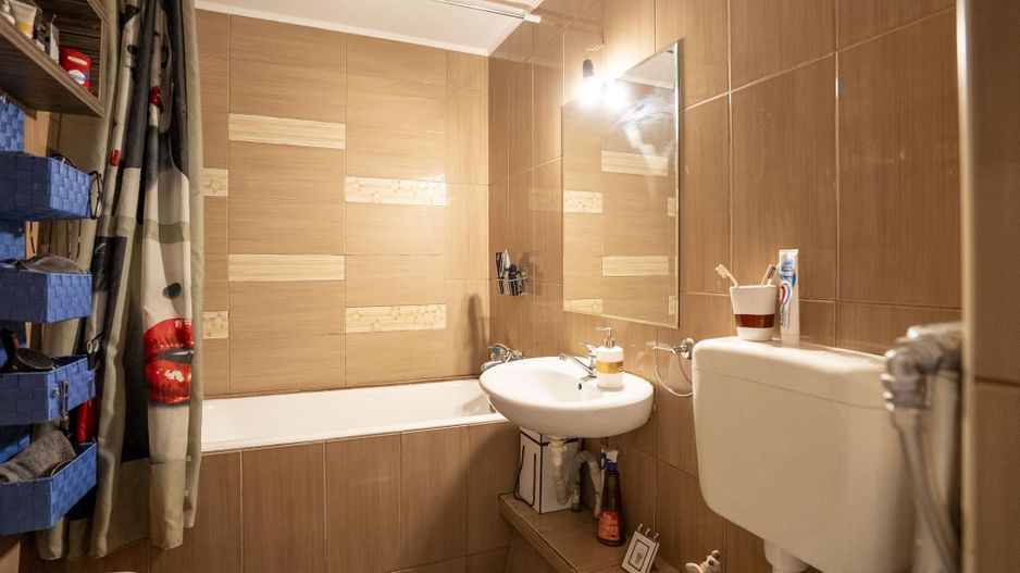 Apartament 2 camere decomandat Eftimie Murgu - Poză 6